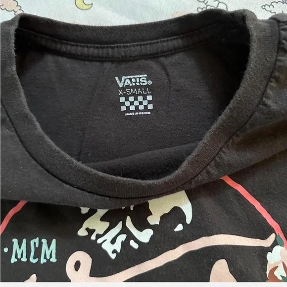 Vans Oversized Crop Top with Skull Logo - Picture 2 of 2